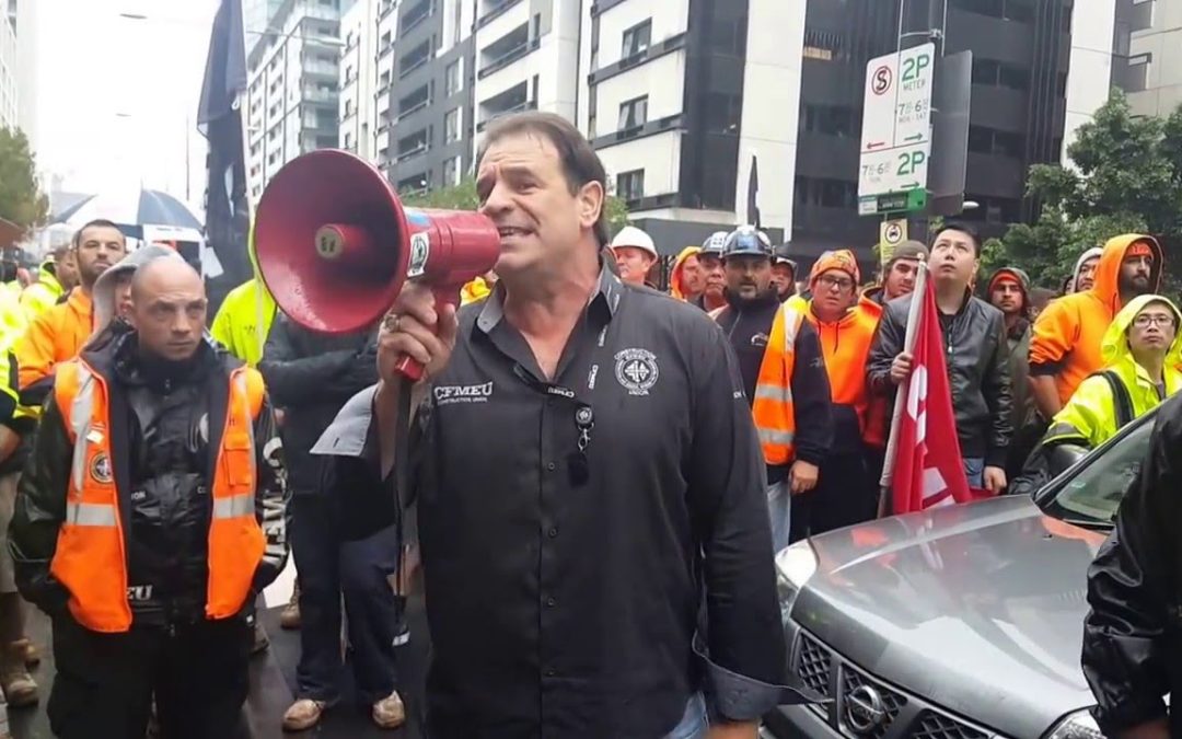 John Setka talks to rally about unpaid workers on Lend Lease Bendigo Hospital job